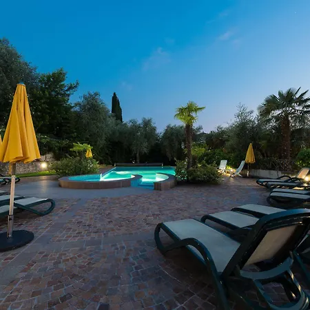 Hotel Catullo 3*